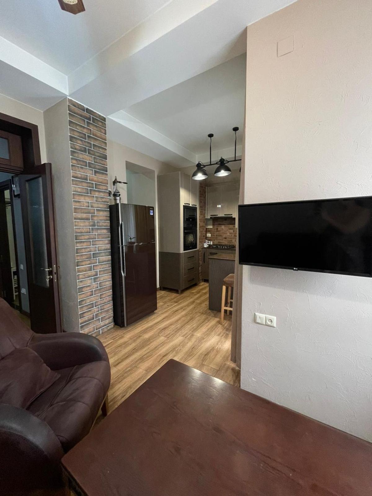 Apartment Anzi Batoumi Extérieur photo